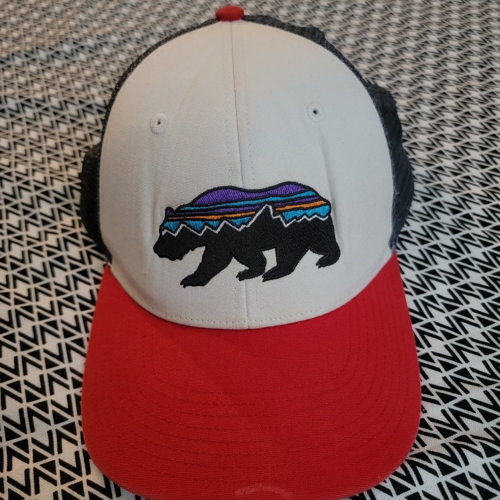 Patagonia Adjustable Snap Back Mesh Bear Adult Hat / Cap